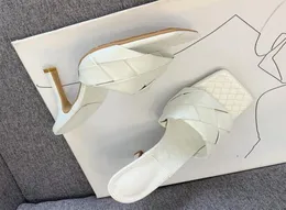 مصمم نساء 039S Slippers Square Square أحذية النعال Nappa Lambskin Women Shoes Lido Sandals Luxury Lady Flat Sandals Top qua4578895