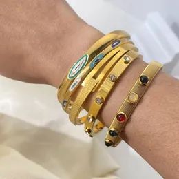 Cuff 2023 18 Karat vergoldeter Edelstahl-Armreif mit kubischem Zirkonia, CZ-Regenbogen-Armband für Frauen, wasserdichter Schmuck, Geschenk 231212