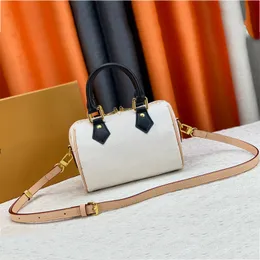 Tasarımcı Çanta Tote Çanta Omuz Çantası Yüksek Kaliteli Kadınlar Lüks El çantası Deri Moda Çantası Crossbody Bag Çantalar