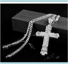Collares Colgantes Jewelrysier Hip Hop Charm Full Ice Out Cz Diamantes simulados Crucifijo católico Collar colgante cristiano con Lo2845375