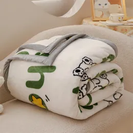 البطانيات Yanyangtian الشتاء الخريف دافئ بطانية منقوشة دفء دفء سرير مريح على غطاء سرير الصودا للأطفال 150 230 231211