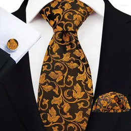 Yay bağları moda 8cm tüy ekose kaju polyester kravat 25 25cm cep kareleri manşetler mendil için set adam kravat düğün partisi