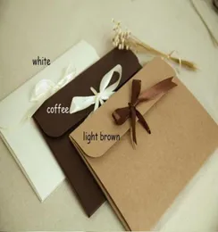 241807cm Bow Kraft Paper Pocket Bag Kerchief Handkakor Silk Scarf Packing Boxes Card Gift Envelope Box For Tie Scarf9720378