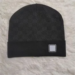 2022 Moda di alta qualità beanie unisex cappello lavorato a maglia classico sportivo berretti da donna casual all'aperto caldo per l'uomo243N