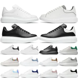 Hommes de luxe femmes chaussures de sport triple blanc noir cuir vert daim arc-en-ciel rêve bleu or cuir marine rouge argent baskets de plein air