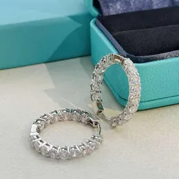 Stud Nuovo stilista di marca Tiff t Famiglia Stud Orecchini a bottone Orecchini forati Stile semplice e versatile Alla moda Articolo singolo Fibbia Confezione regalo