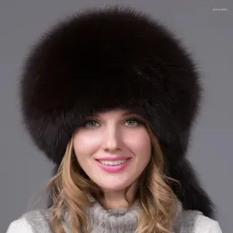 Bérets Chapeau d'herbe de fourrure de peau entière Silver Phoenix Tail Tassel Protection d'oreille mongole pour femmes