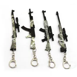 سلاسل المفاتيح حبل المفاتيح 2021 لعبة Game Gun Model 98K AWM Camouflage Keychain 12cm PUBG سلسلة مفتاح Portachiavi Porte Clef Men Jewelry DH8CE