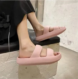 Высококачественные стильные тапочки тигры модных классиков слайды сандалии мужчины женская обувь Tiger Design Summer Huaraches с пылью к 05