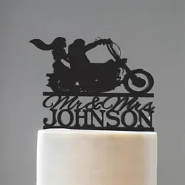 Mr e Mrs Bolo Topper Com Sobrenome Bolo Topper Casal com Motocicleta Casamento Personalizado290j