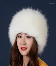 2020 Winter Neue Mode Ohrenschützer Hüte imitation Pelz Prinzessin Hut Mongolischen Hut Russische Outdoor Damen Warm12579276
