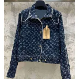 2024 Jackets femininos Fashion Luxury Brand NOVO MULHERES RECURTO PADRÃO DE CLARA CLARE PADRÃO DE MANAGEM LONA JAPELA LOLHA MULHERES FECIMENTOS DE RETRO CASual Retro Casal Streetwear