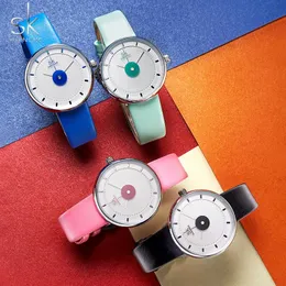 Shengke Fashion Brand Girl Quartz Titta på Creative Thin Teenage Wrist Watch för Montre Jeune Fille Joven Clock Relogio Feminino189m