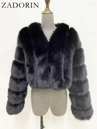 Pelliccia da donna ZADORIN 2023 Inverno Luxury ritagliata bianco finto cappotto da donna con scollo a V manica lunga soffice giacca calda cappotti