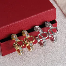 الأذن الأوروبية والأمريكية الأذن الأذن حرك قصر مرصع مع رسائل لؤلؤة الماس Micro micro inlays Crystal Ear Stud Designer Jewelry Girls Vale9