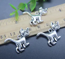 Hela 30st Angry Cat Alloy Charms Pendant Retro smycken gör DIY Keychain Ancient Silver Pendant för armbandörhängen 2224109659