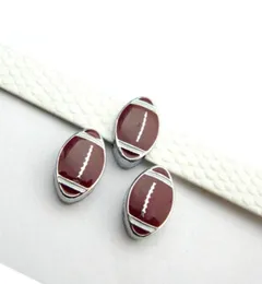 100pcllot Hole 8 mm Sport Football Slide Charm Font for 8 mm DIY Skórzane kleksy na rękę nadgarstka Masowe biżuterii 4529403