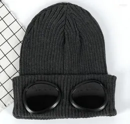 BeanieSkull Caps 2022 Berretto Hip Hop lavorato a maglia da donna invernale con occhiali Decorazione Cappello berretto con teschio stile pilota femminile H3 Wend223231668