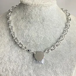 قلادات مصممة للنساء قلادة وسوار S925 Sterling Silver Necklace كلاسيكي على شكل قلب المجوهرات