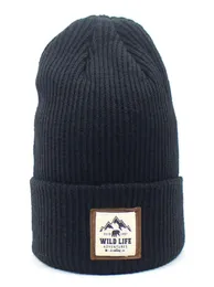 Autumn Winter Letter Label Skallies Beanies Caps for Men Women039s Solid Sticked Hat Outdoor Warm the North Mountains No Face6097908