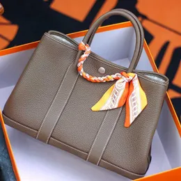 Bolsas de designer de luxo HREMMSS GARDENT ONLINE Online Store Handmade Wax Thread Handheld Leather Tote Bag Negonda 30 36cm Capacidade de grande