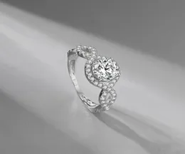 Moda europejska i amerykańska S925 Srebrny Pierścień Diamentowy Diamond wydrążony w luksusowy elegancki prezent biżuterii1347020