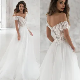 2024 Vestido de noiva de praia longa do ombro Uma linha de tule de tule de noiva com manga curta Top de marfim bohemian Vestidos de noiva Robe de mariee