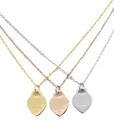 Collana di moda in acciaio inossidabile Gioielli Ciondolo a forma di cuore Amore Oro Collane in argento per le donne039 Regali di nozze per feste NRJ6934697