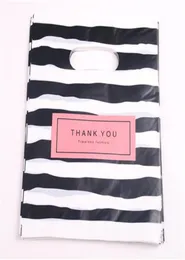 New Fashion Whole 100pcslot 2025cm Blackwhite Stripe Shopping Gift Packaging Bags With THANK YOU5846380