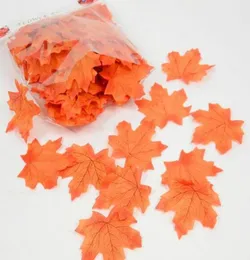 Ny anländer 100st Artificial Cloth Maple Leaves Multicolor Autumn Fall Leaf för Art Scrapbooking Wedding Bedroom Wall Party Decor 8356818