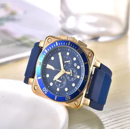 Brand Swiss Army observa para homens Luxury Mens relógios de borracha Men Br Watch Quartz Movement Chronogra