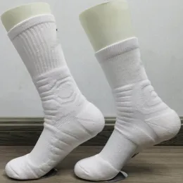 New Mens New Football Basketball Sport Stocking Luxury Elite Sport Fly Man Sporting Socks Athletic Socks