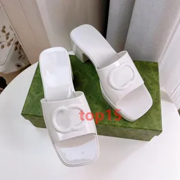 Top -Designer -Hausschuhe, neue hochhochige G -Buchstaben modische und einfache, dicke, dicke Sandalen mit Originalbox 5,5 cm dicker Absatz