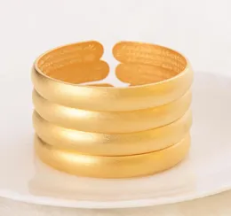 4 pezzi di gioielleria di moda 2021 tendenza 24 k Bracciale artificiale in oro massiccio matto femminile retrò bracciali di alta qualità8489533