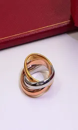 Trinity Series Ring Tricolor 18K Gold Plated Band Vintage Jewelry Officiella reproduktioner Retro Fashion Advned Diamants Exquisite 4426356