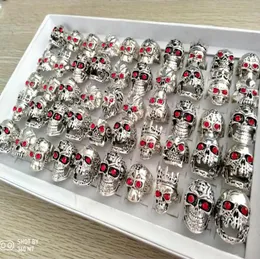 50pcs Red Cz Eyes Skull Rings Metal Rings Men Skelekon Retro Vintage Big Silver Ring Fashion Gifts Man Accessories Size Mix3009969