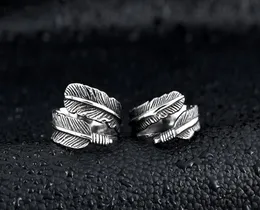 Iron Warrior Vintage Ring Jewelry Whole Open Beach Rings Men and Women Titanium Steel Feather Rings for Party Conclude7413657