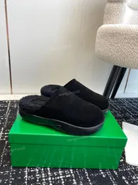 Snap Slipper Açık Geri Terlik Shearling Lmbskin Slaytlar Tasarımcı Ayakkabıları Calfskin Sandalet Kış Kabarık Sandalet Lüks Kadın Moda Ayakkabı Sandal