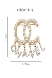 Diseñador de marca de lujo Doble letra Pines Broches Mujeres Oro Plata Crysatl Perla Rhinestone Cabo Hebilla Broche Traje Pin Boda P1032181