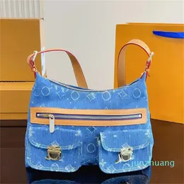 Designer da donna Borse classiche Borse a mano Pochette Borsa a mano in denim Fiori con catena staccabile Borsa a tracolla Messenger Portafogli da donna Borsa a tracolla 30CM