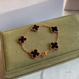 Van Clover Bracelet Designer Jewlery Rose Gold Bracelets for Woman Luxury Silver Four Leaf Charm Braclet with Box Jin9 742