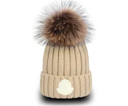 Nouveaux chapeaux de créateurs de mode Bonnet pour hommes et femmes Automne / Hiver Bonnet en tricot thermique Bonnet de marque de ski Bonnet de haute qualité à carreaux Chapeau de crâne Casquette chaude de luxe U-10