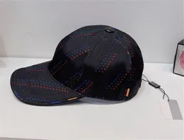 Designer Baseball Cap Graffiti Kvinnor Designers Bucket Hat High Quality Fitted Letters Print Mens Designer CAP4017183