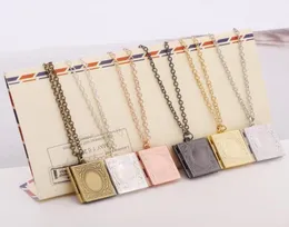 Story Book DIY Secret Message Locket Necklace Pendant 6 Färger Vintage Gift For Lover Couples Custom Chains1924846