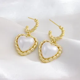 Brincos de parafuso prisioneiro em superlativos coração pérola para mulheres na moda 18k banhado a ouro brinco de aço inoxidável jóias senhoras acessórios de orelha