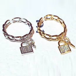 Bellissimi ciondoli con serratura a chiave anelli fashion designer di lusso con diamanti zirconi anello a fascia per donne ragazze aperto regolabile oro argento c2966356