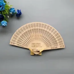 Party Favor 50PCS Personalized Wedding Fan Favors Wooden Hollow Out Sandalwood With Organza Bag Customized Folding Hand Engrave Lo256w
