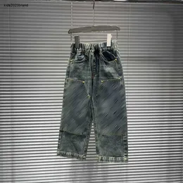 Nuovi jeans baby jeans logo di alta qualità goffrating design denim pantaloni dimensioni 100-160 designer bambini decers dec05