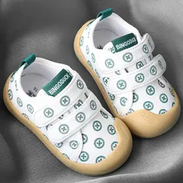 Premiers marcheurs printemps été bébé chaussures graffiti enfant en bas âge marcheur respirant garçon fille baskets semelle souple sport décontracté enfants CSH1194 231213