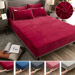 Sängkläder set Wasart Winter Warm Coral Fleece Fitted Sheet Elastic Madrass Cover Bed Linens BEDOPREAD 2 People Par Luxury Double 231213